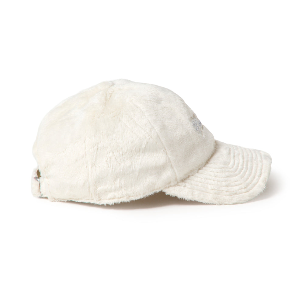 9TWENTY Micro Fur ラインストーン NEW ERA ロゴ ホワイト | NEW ERA ニューエラ公式オンラインストア