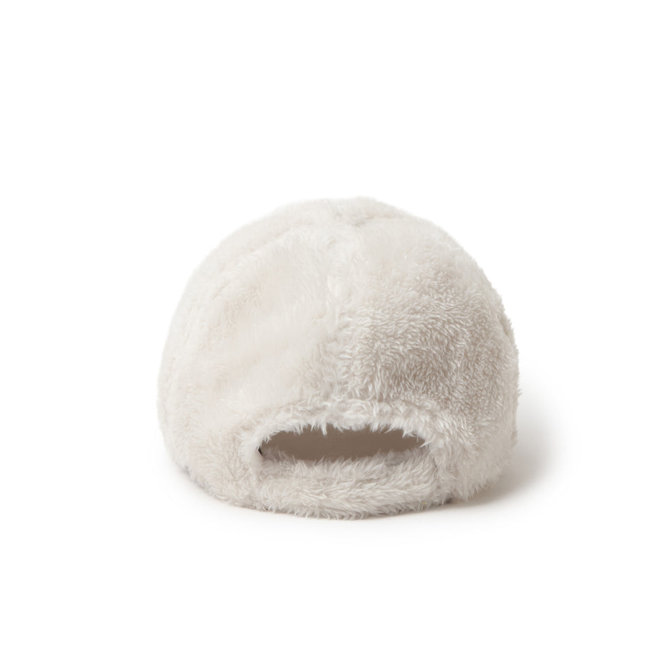 9TWENTY Basic Mink Fleece オフホワイト | NEW ERA ニューエラ公式オンラインストア