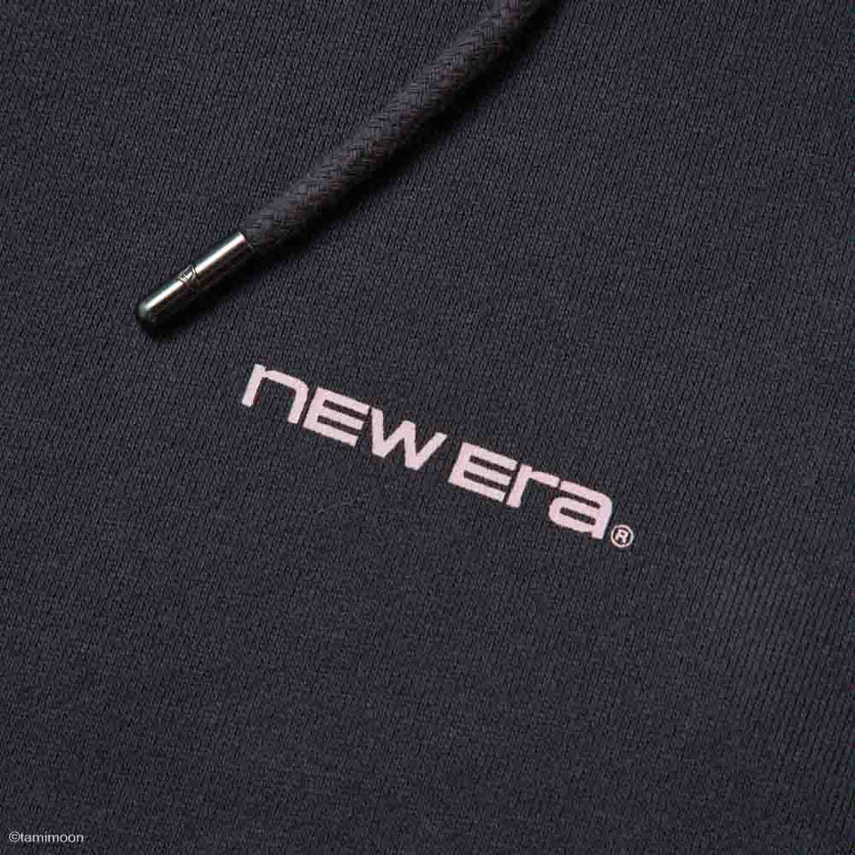 スウェット プルオーバー フーディ Illustrators Collection tamimoon グラファイト | NEW ERA ニューエラ公式オンラインストア
