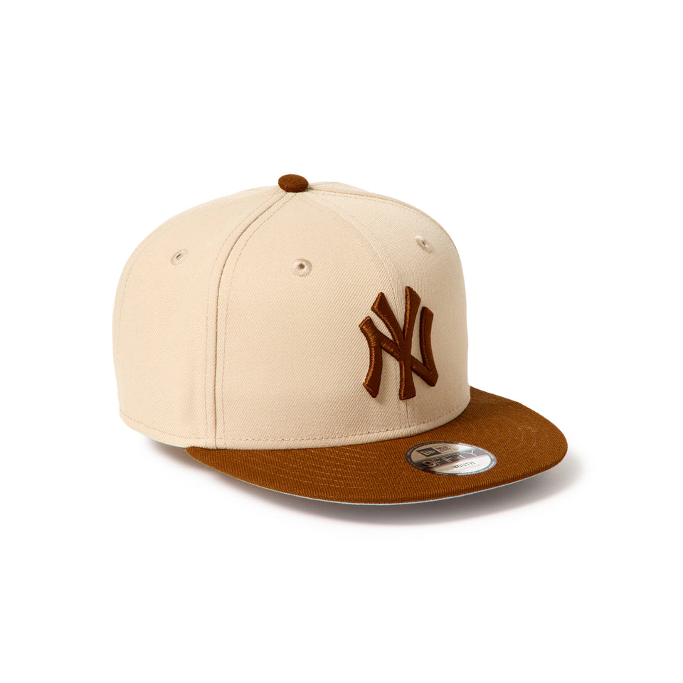 キッズ Youth 9FIFTY Powered by GORO（MIN-NANO） ニューヨーク・ヤンキース オーツミルク/ティラミス | NEW ERA ニューエラ公式オンラインストア