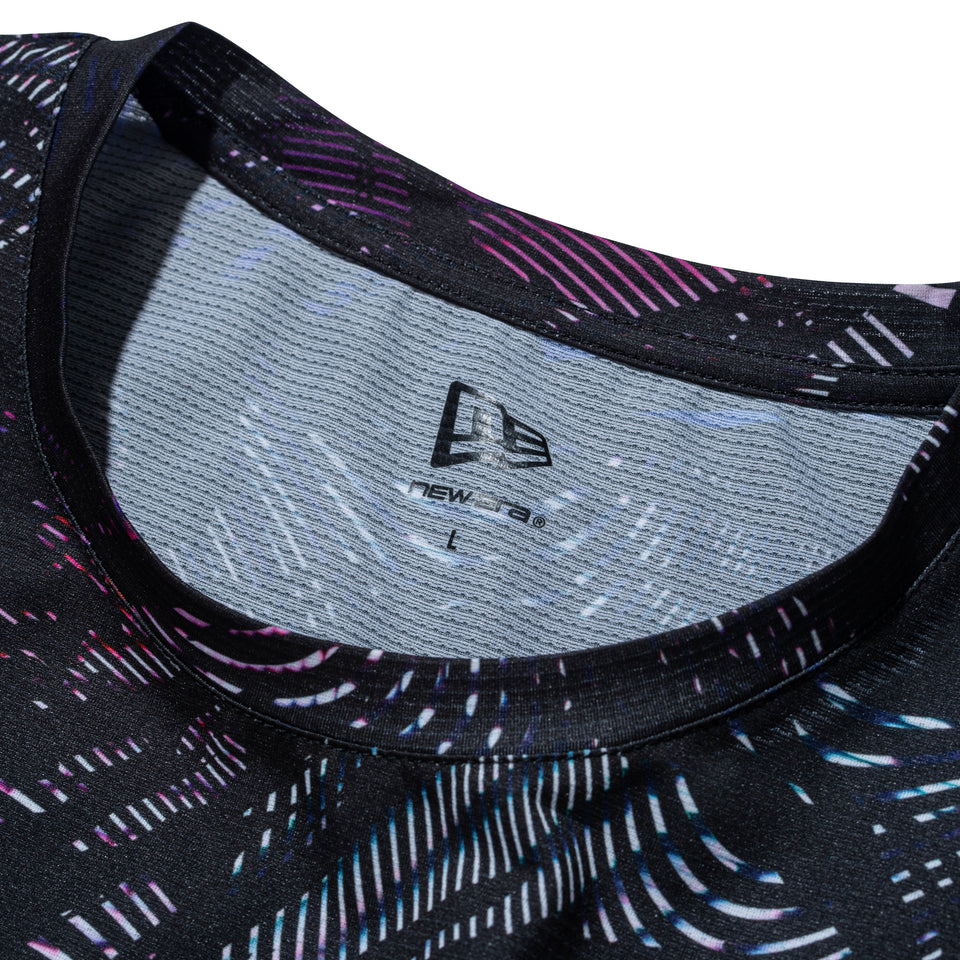 半袖 テックTシャツ アーカイブロゴ パターン | パフォーマンスアパレル ランニング | NEW ERA ニューエラ公式オンラインストア