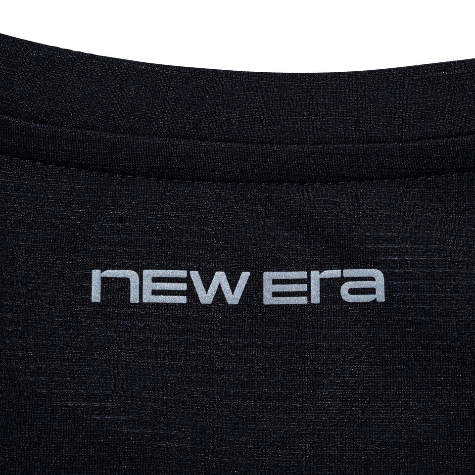 長袖 テックTシャツ サイドロゴ ブラック | パフォーマンスアパレル ランニング | NEW ERA ニューエラ公式オンラインストア
