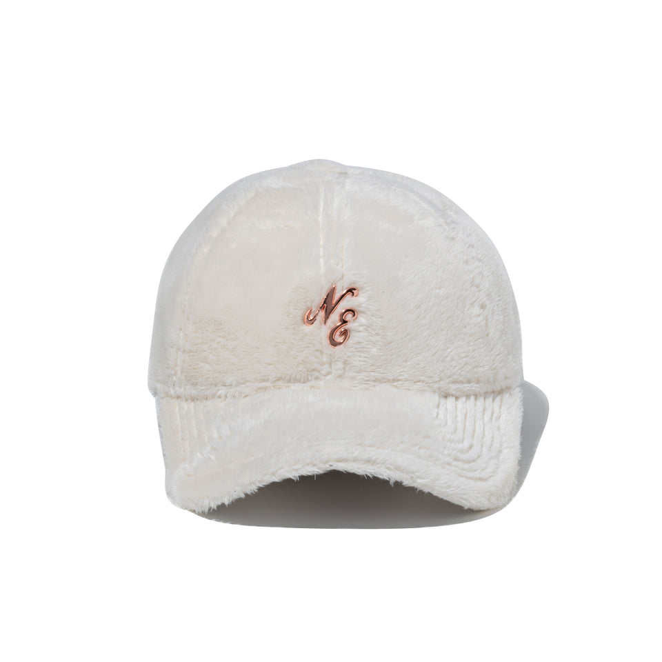 9TWENTY Micro Fur Mini Metal Logo クラシックロゴ ピンクゴールド アイボリー | NEW ERA ニューエラ公式オンラインストア