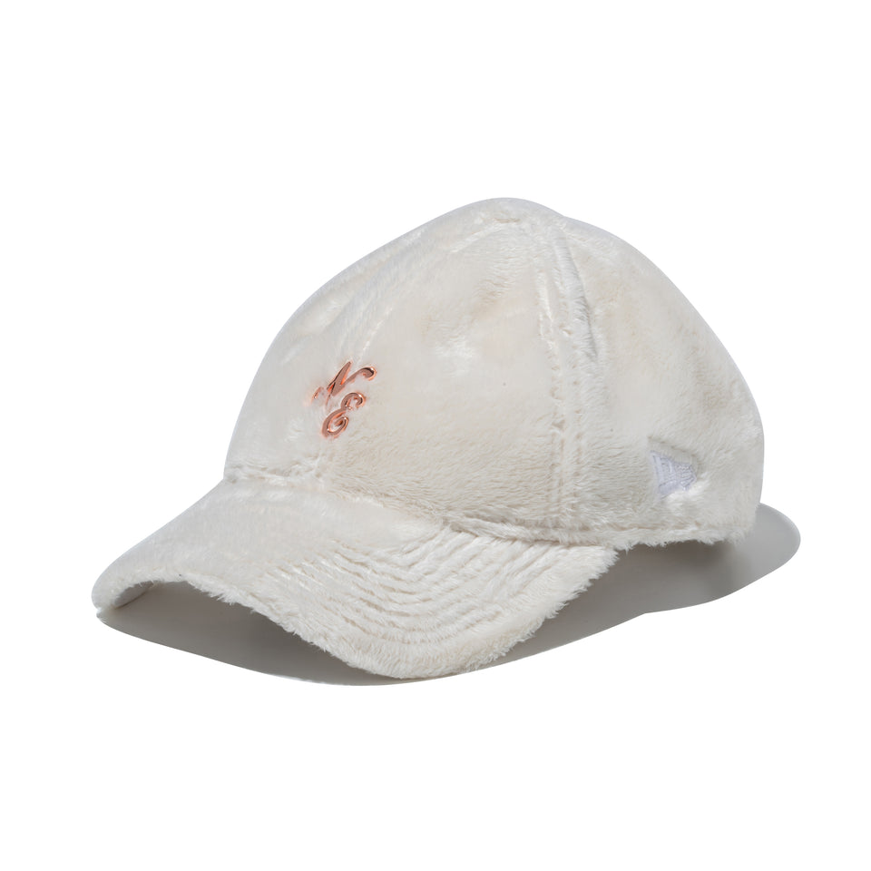 9TWENTY Micro Fur Mini Metal Logo クラシックロゴ ピンクゴールド アイボリー | NEW ERA ニューエラ公式オンラインストア