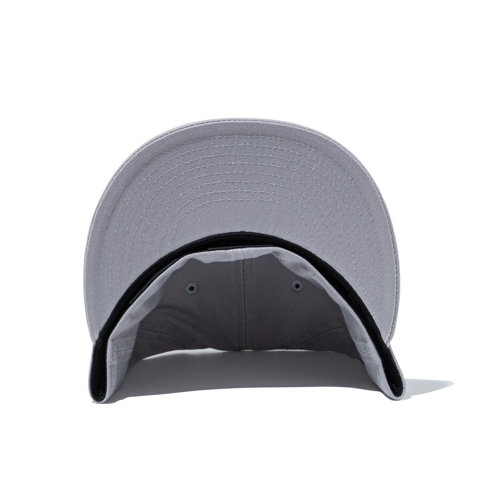 59FIFTY Chenille Patch クラシックロゴ グレー | NEW ERA ニューエラ公式オンラインストア