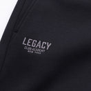 テック スウェット パンツ LEGACY CLUB ACADEMY ブラック | パフォーマンスアパレル | NEW ERA ニューエラ公式オンラインストア
