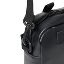 ショルダーポーチ 1.7L シンセティックレザー ブラック - 14655338 - OSFM | NEW ERA ニューエラ公式オンラインストア