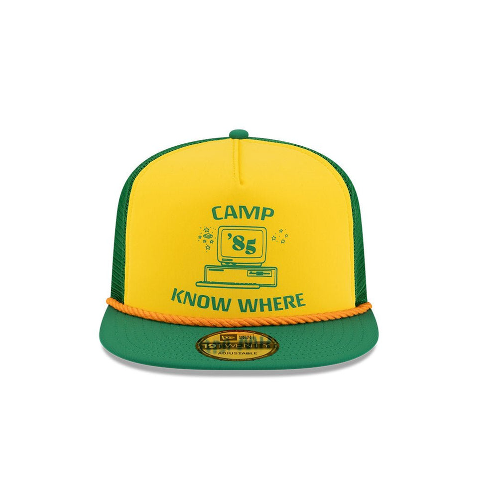 19TWENTY トラッカー NETFLIX STRANGER THINGS ストレンジャー・シングス イエロー/グリーン - 14867820-OSFM | NEW ERA ニューエラ公式オンラインストア