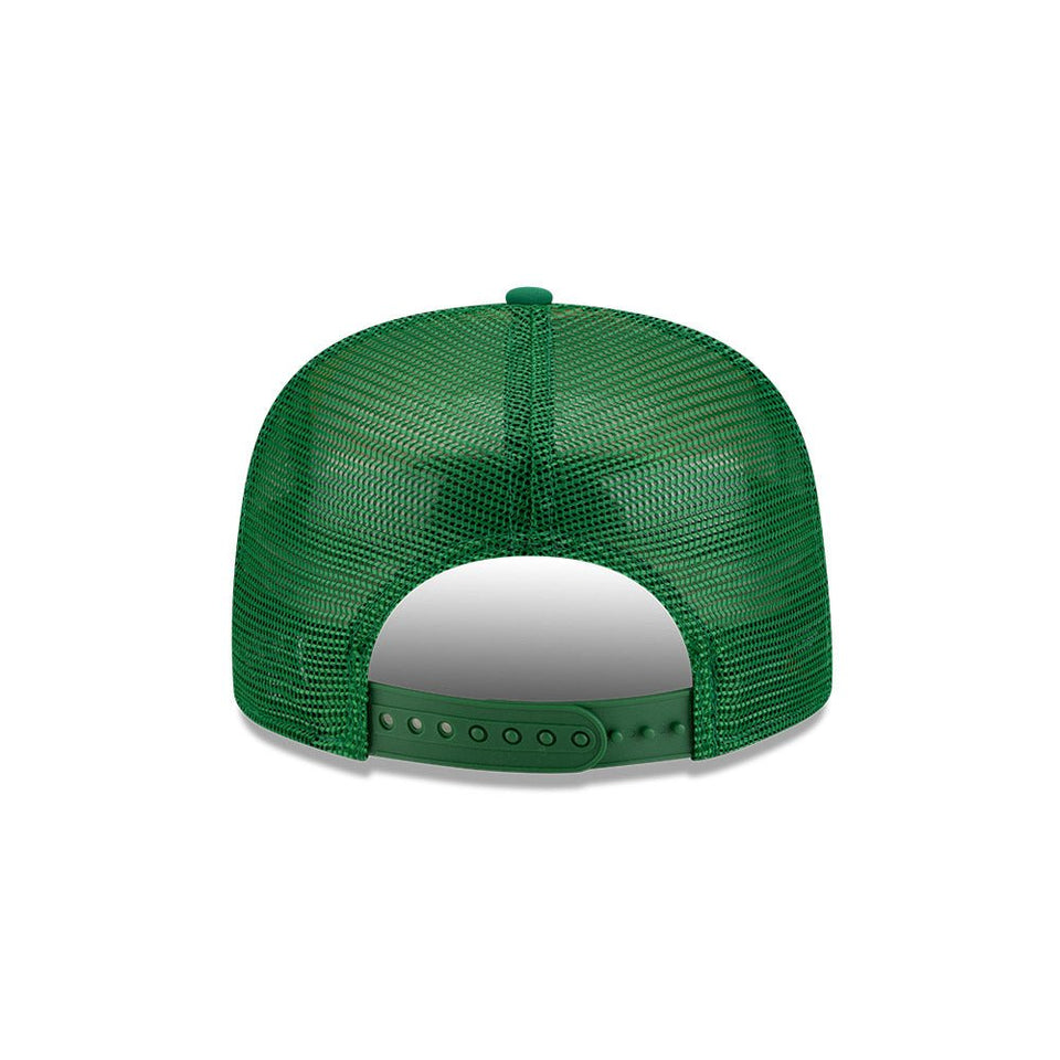 19TWENTY トラッカー NETFLIX STRANGER THINGS ストレンジャー・シングス イエロー/グリーン - 14867820-OSFM | NEW ERA ニューエラ公式オンラインストア