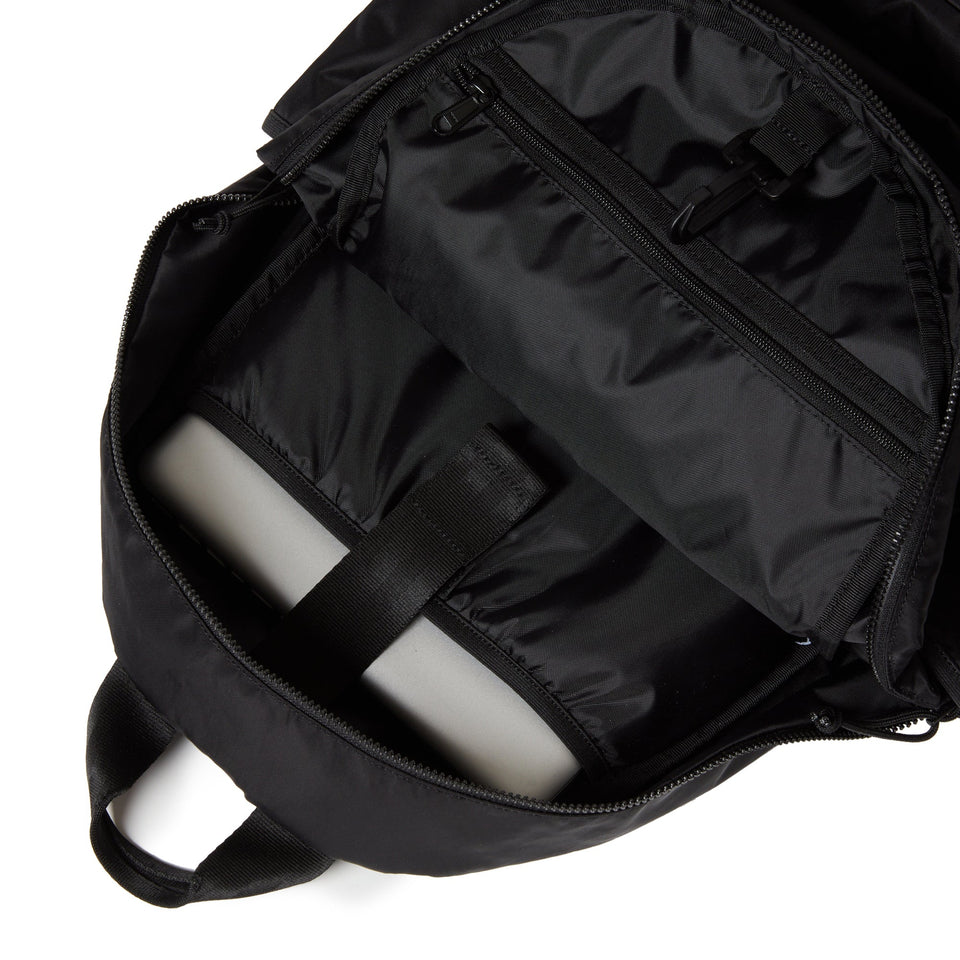 ライトパック 27L ナイロンツイル ブラック | ニューエラ