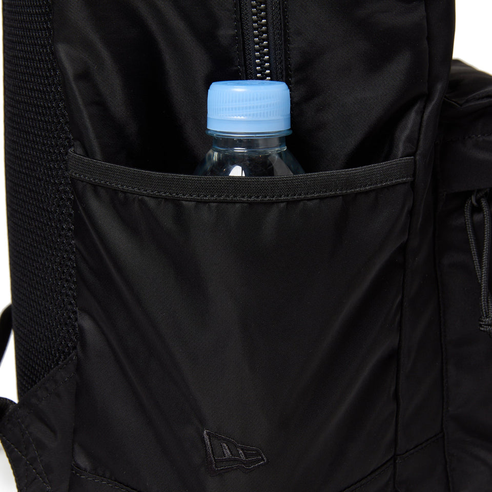 ライトパック 27L ナイロンツイル ブラック | ニューエラオンラインストア