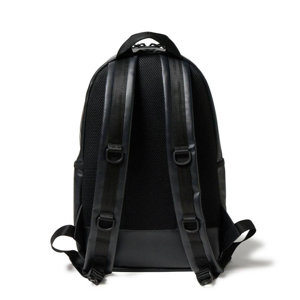ライトパック 27L シンセティックレザー ブラック - 14655353 - OSFM | NEW ERA ニューエラ公式オンラインストア