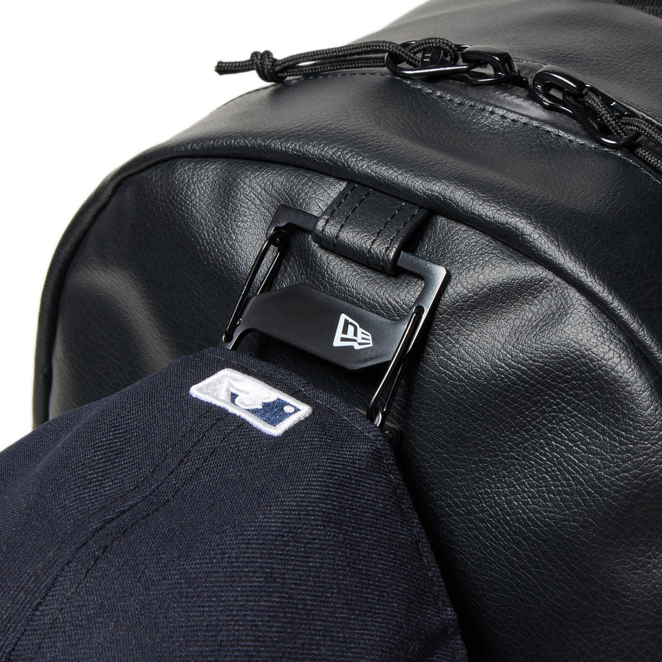 ライトパック 27L シンセティックレザー ブラック - 14655353 - OSFM | NEW ERA ニューエラ公式オンラインストア