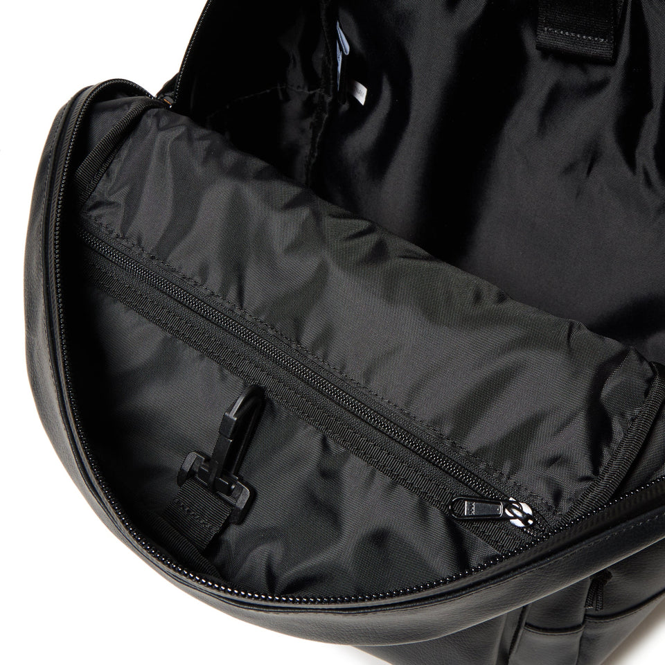 ライトパック 27L シンセティックレザー ブラック - 14655353 - OSFM | NEW ERA ニューエラ公式オンラインストア