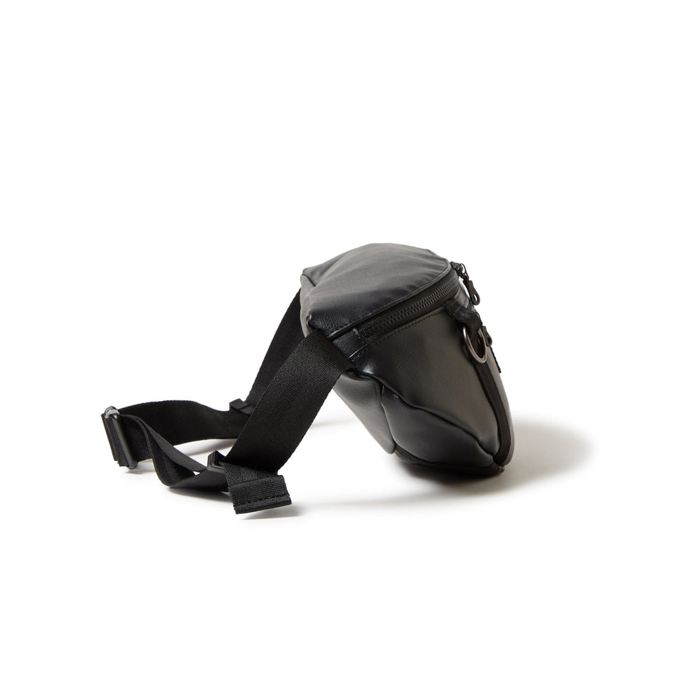 ウエストバッグ 2L シンセティックレザー ブラック - 14655336 - OSFM | NEW ERA ニューエラ公式オンラインストア