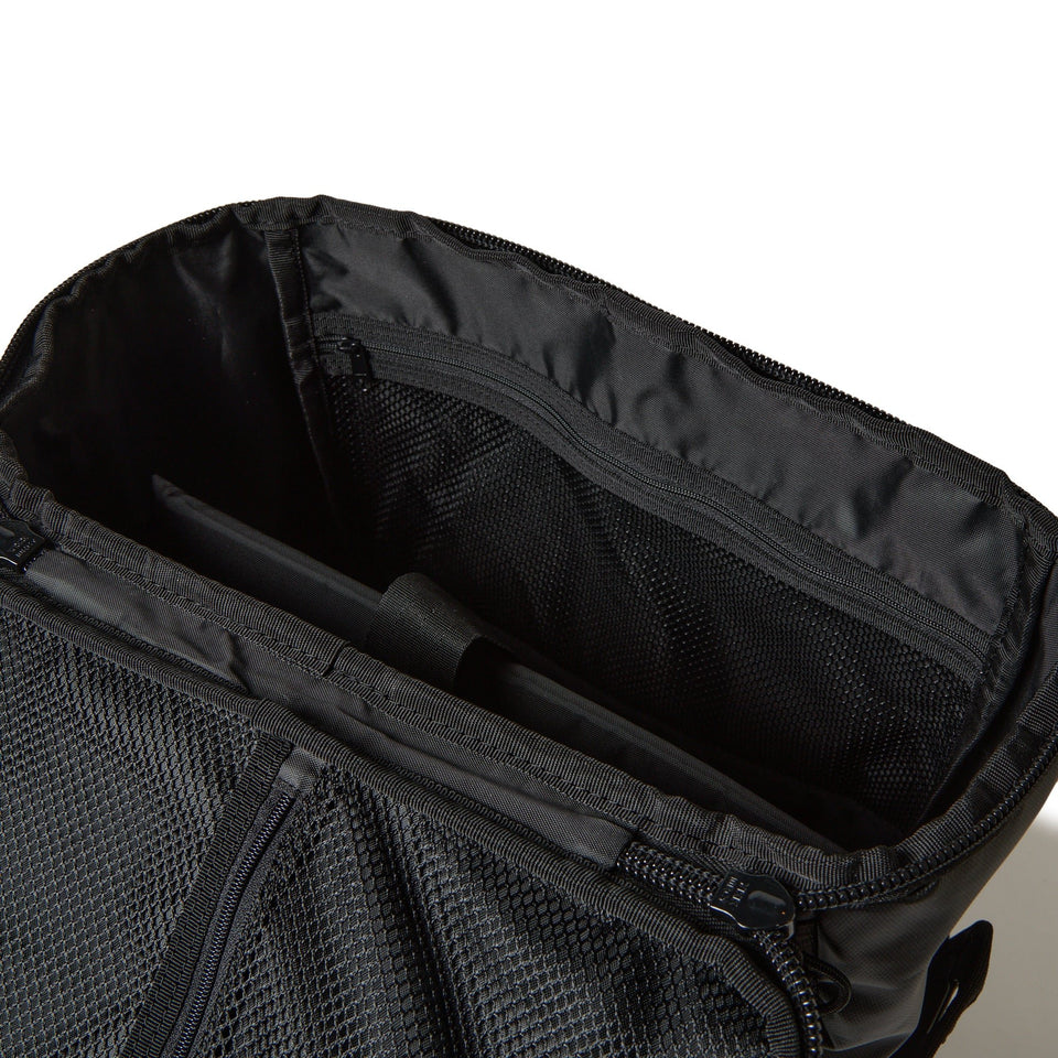 ボックスパック 32L ボックスロゴ ブラック カモフラージュ - 14655365 - OSFM | NEW ERA ニューエラ公式オンラインストア