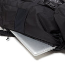 ラックサック 35L アウトライン ブラック × ホワイト - 14521323 - OSFM | NEW ERA ニューエラ公式オンラインストア