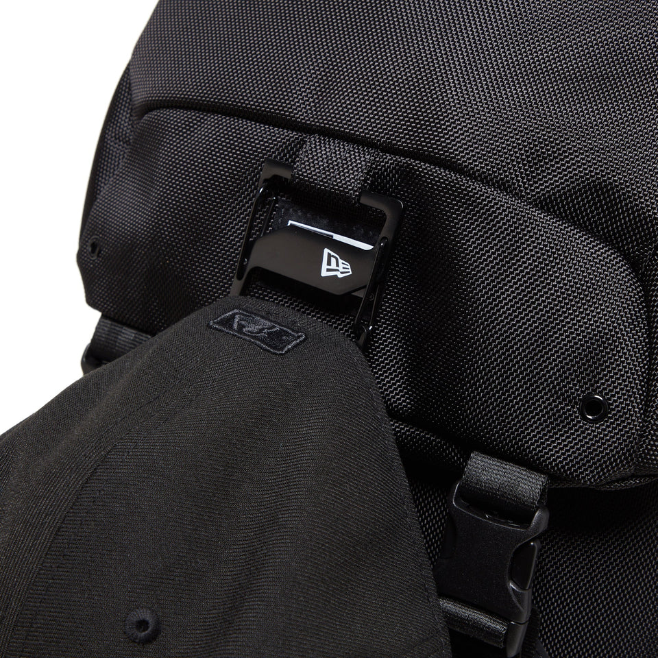 ラックサック 35L アウトライン ブラック × ホワイト - 14521323 - OSFM | NEW ERA ニューエラ公式オンラインストア