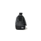 ショルダーバッグ ミニ 3.5L ジャカードロゴ ブラック - 14655340 - OSFM | NEW ERA ニューエラ公式オンラインストア