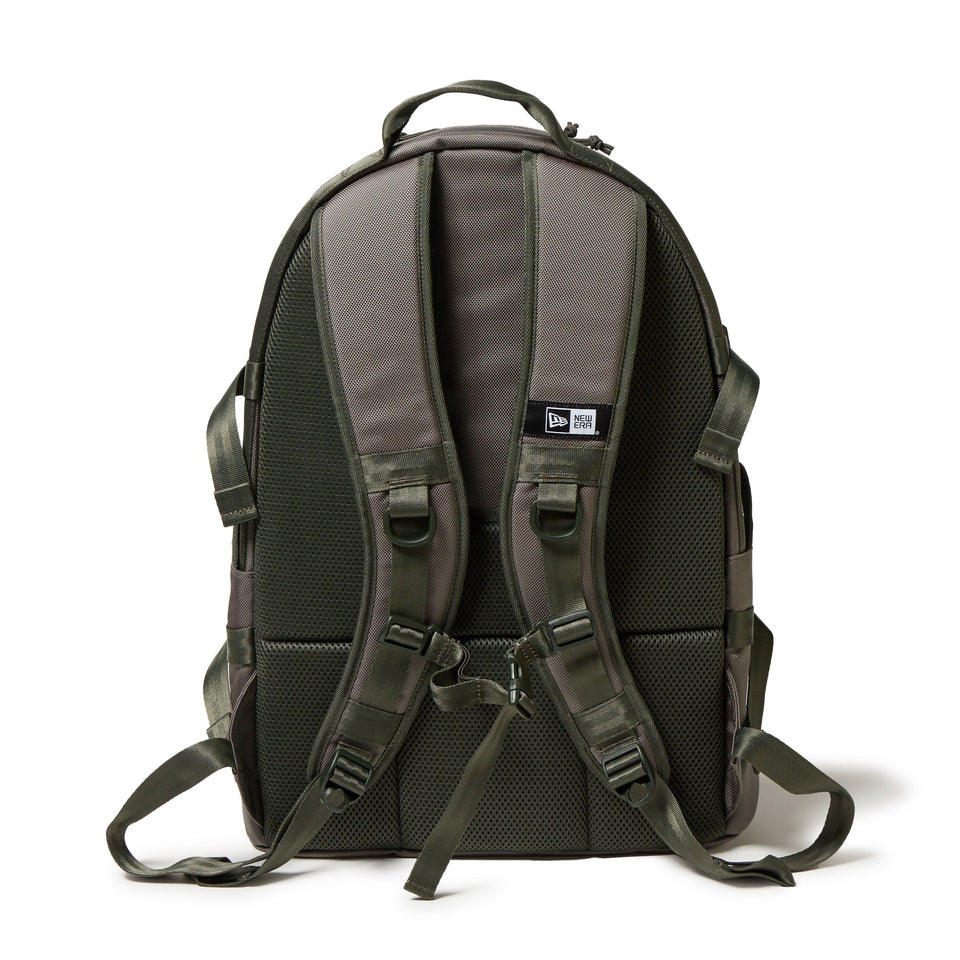 キャリアパック 35L オリーブ - 14655362 - OSFM | NEW ERA ニューエラ公式オンラインストア