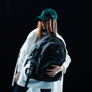 キャリアパック 35L Y's FW24 ブラック - 14393724 - OSFM | NEW ERA ニューエラ公式オンラインストア