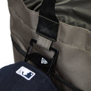 ジムトートバッグ 37L オリーブ - 14655355 - OSFM | NEW ERA ニューエラ公式オンラインストア