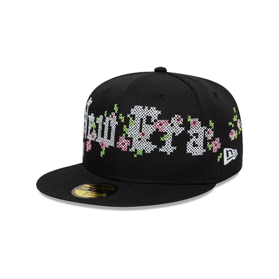 59FIFTY 59FIFTY DAY Memorial Collection Gothic Stitch ブラック - 14700176 - 700 | NEW ERA ニューエラ公式オンラインストア