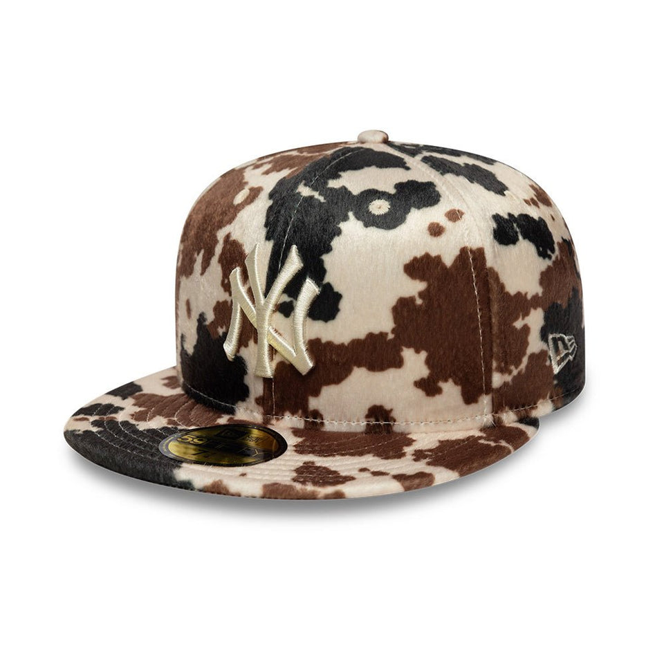 ぽんみ 新品 ニューエラ アニマルコレクション NEWERA ヤンキース 59FIFTY Animal Print Cow ニューヨーク・ヤンキース カウ ブラック