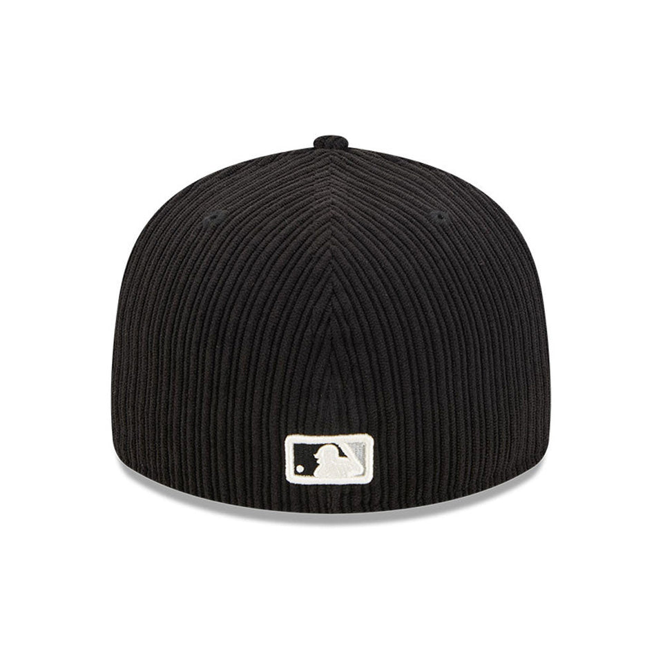 59FIFTY Chenille Pop シカゴ・ホワイトソックス コーデュロイ ブラック - 14724820-700 | NEW ERA ニューエラ公式オンラインストア