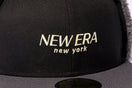 59FIFTY Dog Ear ドッグイヤー ソフトバックラム BLACK LABEL FW25 ブラック ダークグラファイトバイザー - 14747342-700 | NEW ERA ニューエラ公式オンラインストア