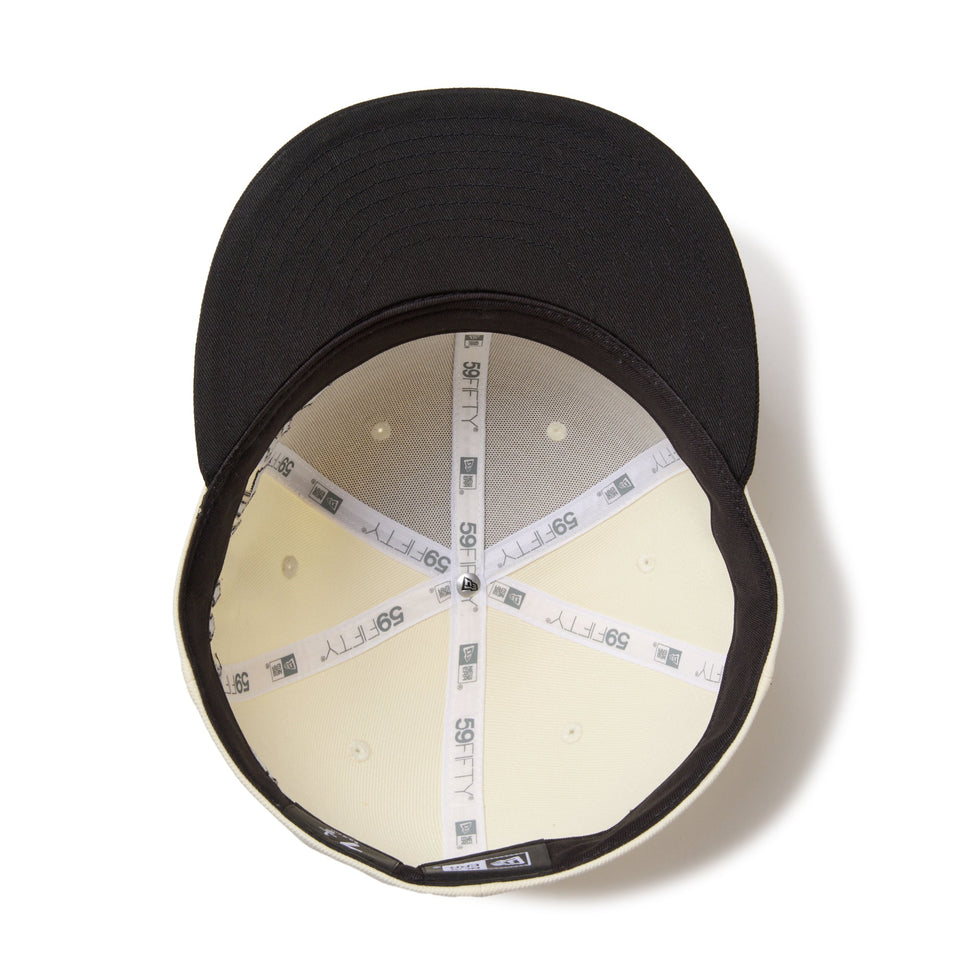 59FIFTY Essential オールドイングリッシュロゴ クローム ブラックバイザー - 14668172 - 700 | NEW ERA ニューエラ公式オンラインストア