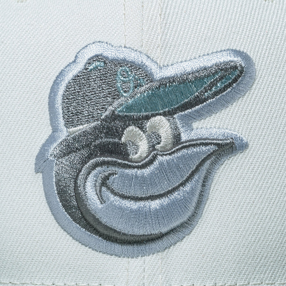 59FIFTY Frosty ボルティモア・オリオールズ サンディーリネン ストームグレーバイザー - 14520633 - 700 | NEW ERA ニューエラ公式オンラインストア