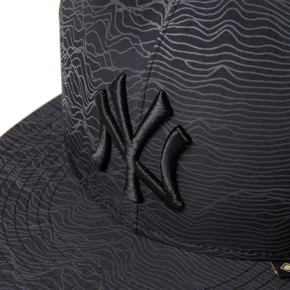59FIFTY GORE - TEX 2L ニューヨーク・ヤンキース Topographic surface ブラック | アウトドア - 14668984 - 700 | NEW ERA ニューエラ公式オンラインストア