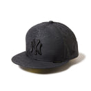 59FIFTY GORE - TEX 2L ニューヨーク・ヤンキース Topographic surface ブラック | アウトドア - 14668984 - 700 | NEW ERA ニューエラ公式オンラインストア