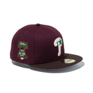 59FIFTY フィラデルフィア・フィリーズ Happy Holidays マルーン バーントウッド - 14866612-700 | NEW ERA ニューエラ公式オンラインストア