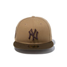 59FIFTY Iced Latte ニューヨーク・ヤンキース カーキ ウォルナットバイザー - 14109888 - 700 | NEW ERA ニューエラ公式オンラインストア