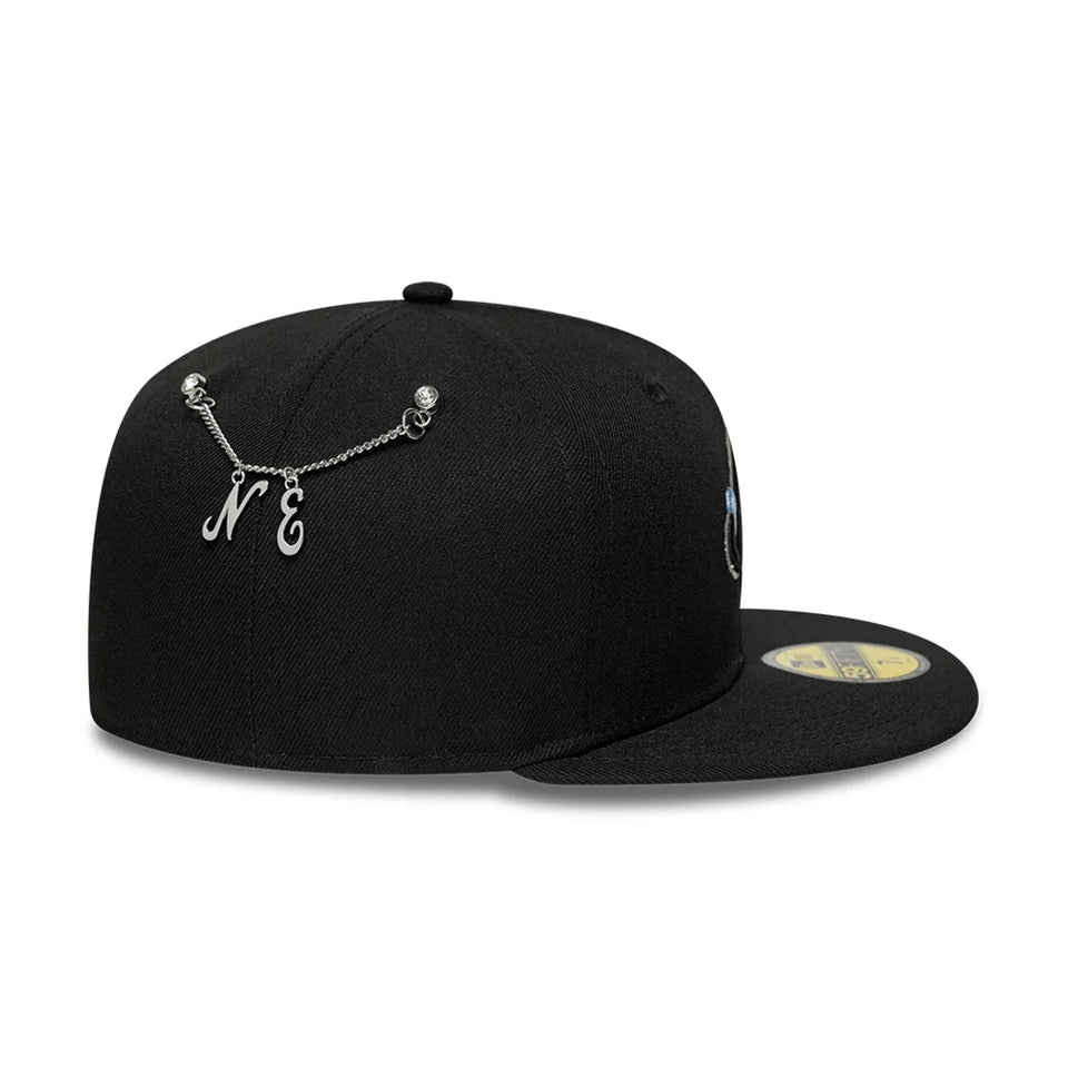 59FIFTY Snow Icon クラシックロゴ ピンズ ブラック - 14921953-700 | NEW ERA ニューエラ公式オンラインストア