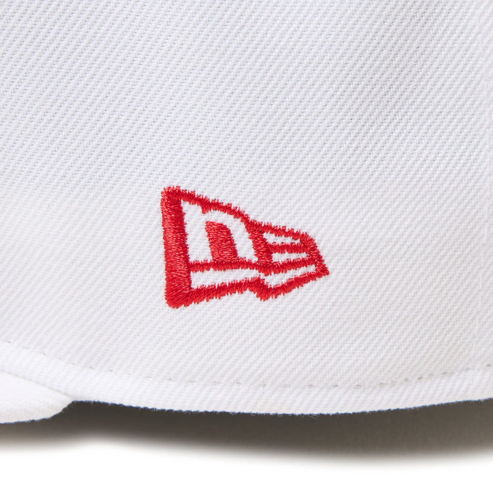 59FIFTY TARO OKAMOTO 岡本太郎 太陽の塔 ピンズ ホワイト - 14683817 - 700 | NEW ERA ニューエラ公式オンラインストア
