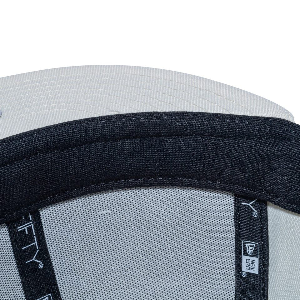 59FIFTY Tonal Logo アトランタ・ブレーブス クーパーズタウン クロームホワイト - 14334352-700 | NEW ERA ニューエラ公式オンラインストア