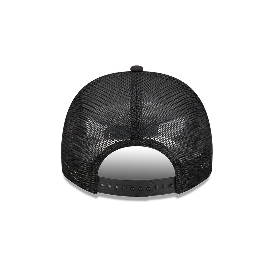 PC 9FIFTY A-Frame トラッカー DC Comics Batgirl ブラック