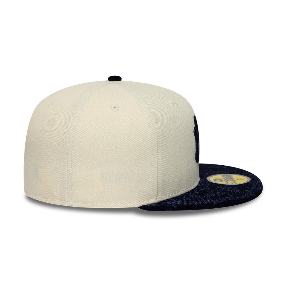 59FIFTY 59FIFTY DAY Memorial Collection ニューヨーク・ヤンキース クロームホワイト ブラックペイズリーバイザー