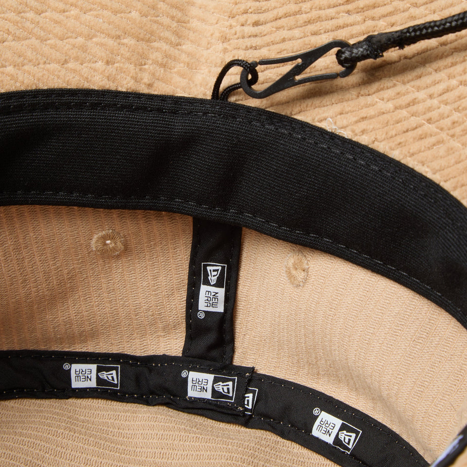 アドベンチャーライト 8W Corduroy コーデュロイ レザーパッチ ベージュ | アウトドア - 14668938 - SM | NEW ERA ニューエラ公式オンラインストア