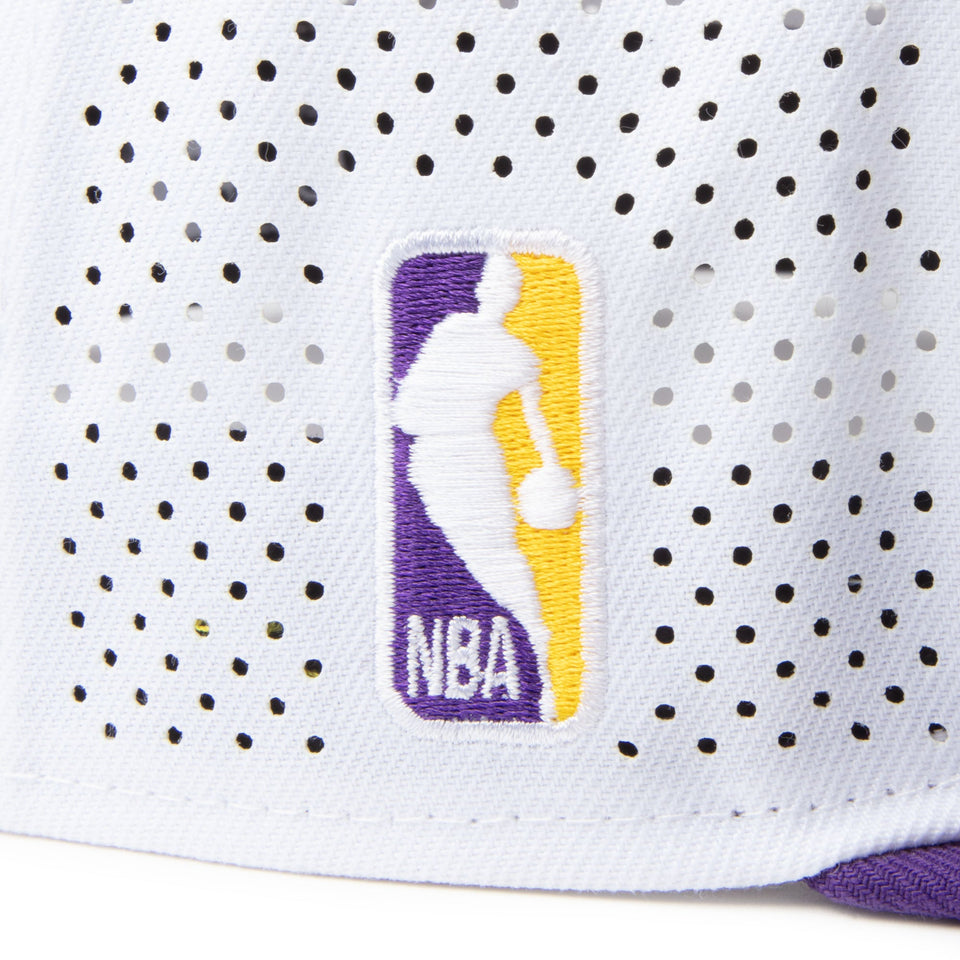 9FIFTY A - Frame NBA 2 - Tone ロサンゼルス・レイカーズ ホワイト トゥルーパープルバイザー - 14388565 - SM | NEW ERA ニューエラ公式オンラインストア