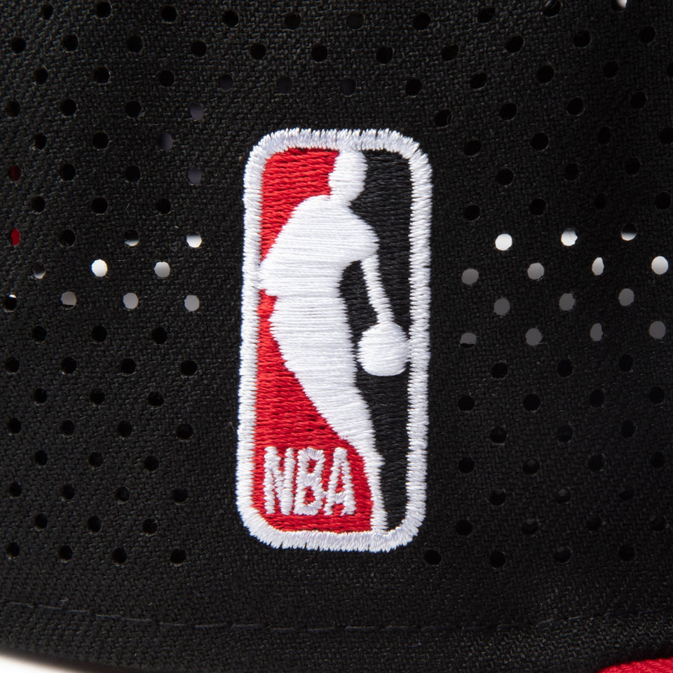 9FIFTY A - Frame NBA 2 - Tone シカゴ・ブルズ ブラック スカーレットバイザー - 14388566 - SM | NEW ERA ニューエラ公式オンラインストア