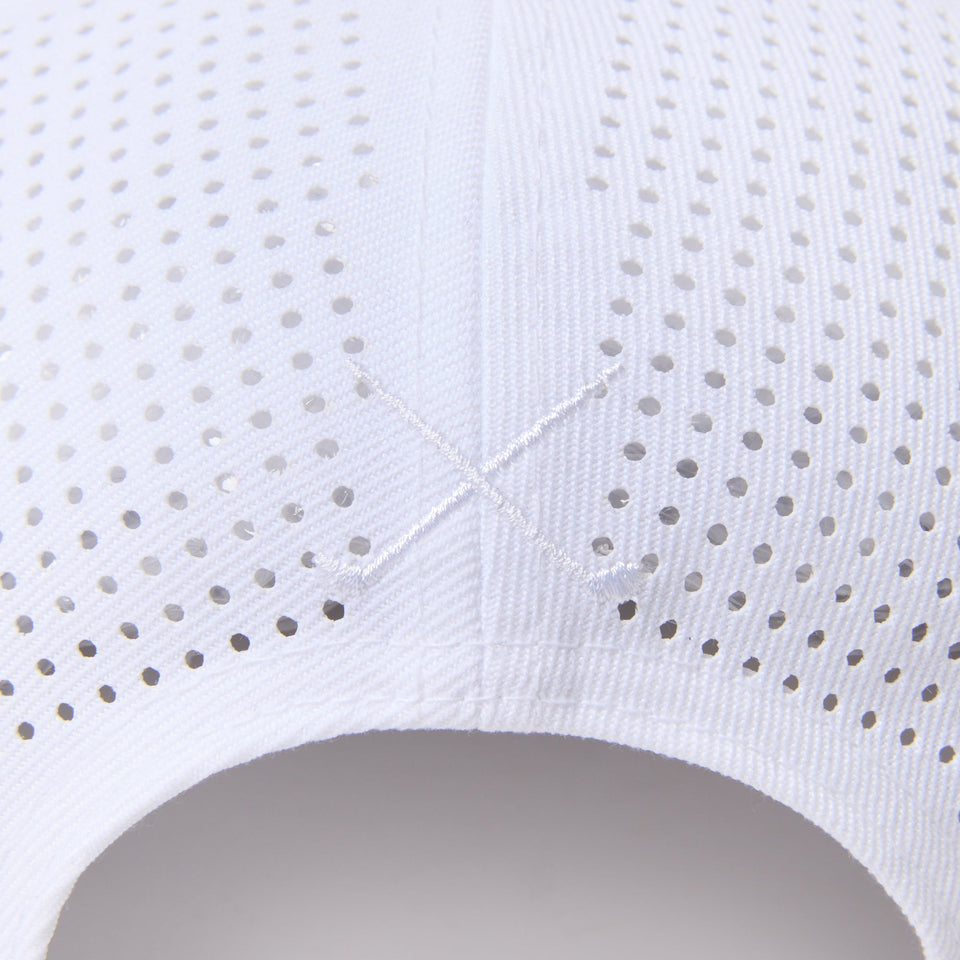 9FIFTY NEW ERA レーザーパフォーテッド ホワイト | ゴルフ - 14669064 - SM | NEW ERA ニューエラ公式オンラインストア