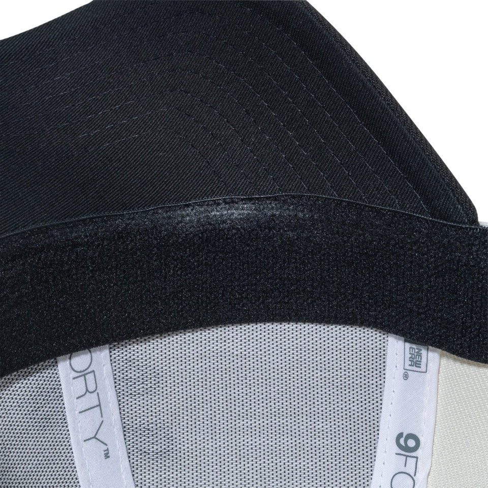 9FORTY ストレッチスナップ クラシックロゴ クロームホワイト / ブラック - 14467995 - OSFM | NEW ERA ニューエラ公式オンラインストア
