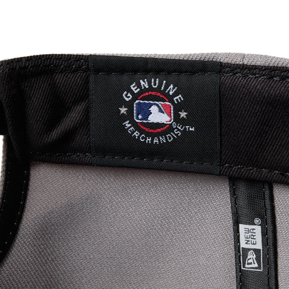 9FORTY 2 - Tone Woven Label ニューヨーク・ヤンキース グレー ネイビーバイザー - 14667828 - OSFM | NEW ERA ニューエラ公式オンラインストア