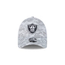 9FORTY ストレッチスナップ 2024 NFL Salute to Service ラスベガス・レイダース ホワイト / グレー - 14378634 - OSFM | NEW ERA ニューエラ公式オンラインストア