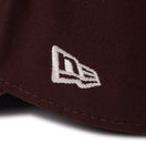 9FORTY A - Frame 2 - Tone Duck Canvas バーントウッド ダークブラウン - 14667893 - OSFM | NEW ERA ニューエラ公式オンラインストア