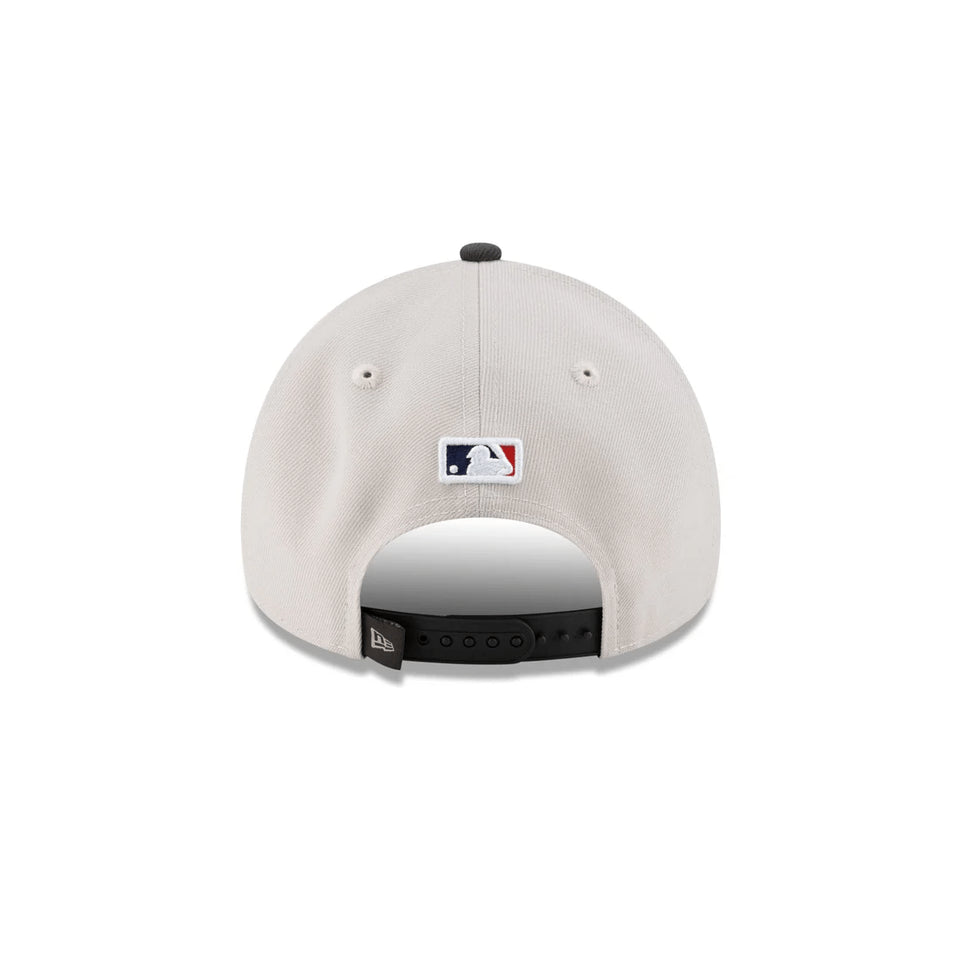 9FORTY A - Frame 2025 MLB World Series Champions Locker Room Cap ロサンゼルス・ドジャース - 15129607-OSFM | NEW ERA ニューエラ公式オンラインストア